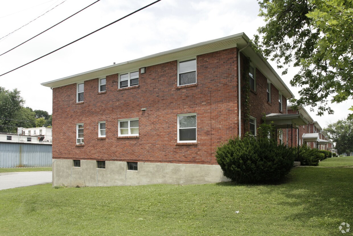 Foto del edificio - 1039 Parkway Dr