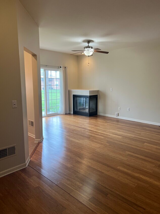Foto principal - 54738 Monarch Dr