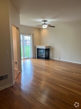 Building Photo - 54738 Monarch Dr