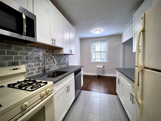 Foto del edificio - 3 Greenridge Ave