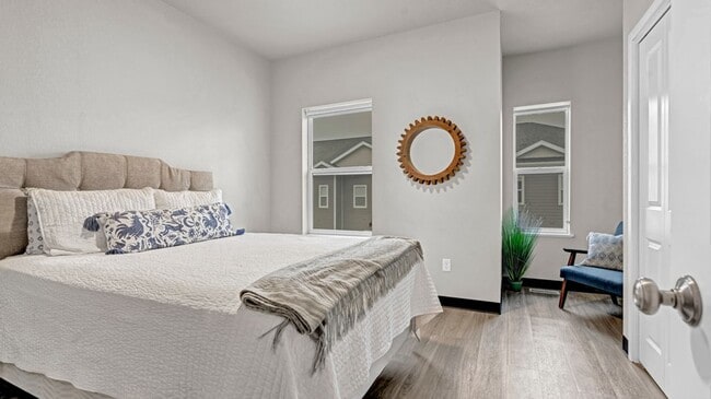 Interior Photo - Pinnacle Villages