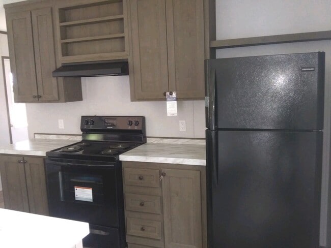 Building Photo - 152 Briar Patch Cir