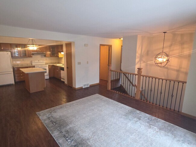 Foto del edificio - 2 bedroom 2 bathroom Franklin townhome