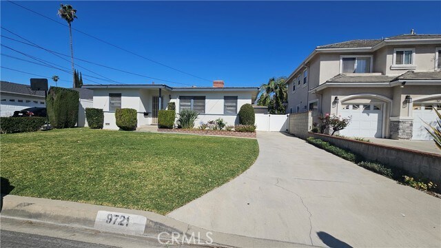Foto del edificio - 9721 Ardendale Ave