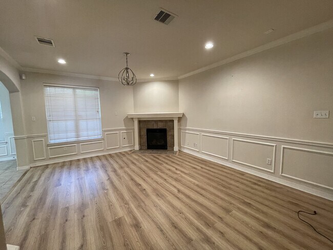 Foto del edificio - 6410 E Linpar Ct