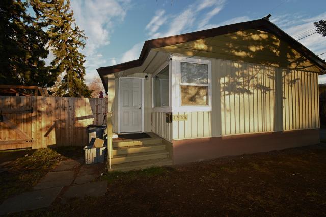 Photo principale - 1 bedroom in Prince George BC V2L 1J2