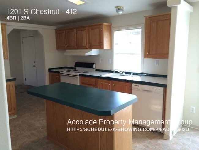 Building Photo - 4 Bedroom 2 Bath Home For Rent in Aspen Grove