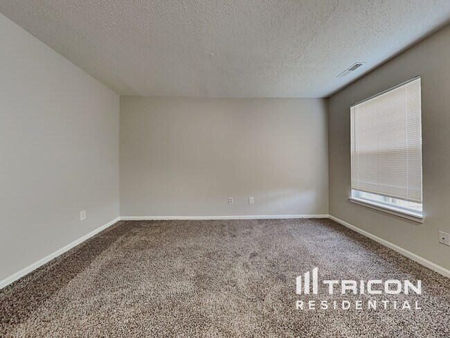 Building Photo - 7318 Kimble Drive Indianapolis IN