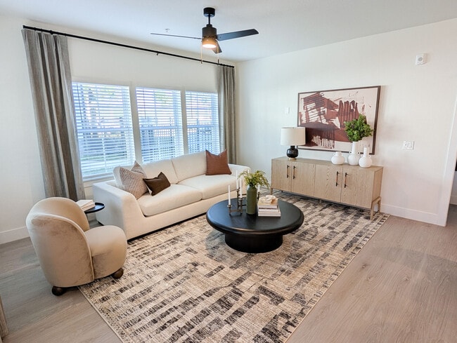 Building Photo - Antica