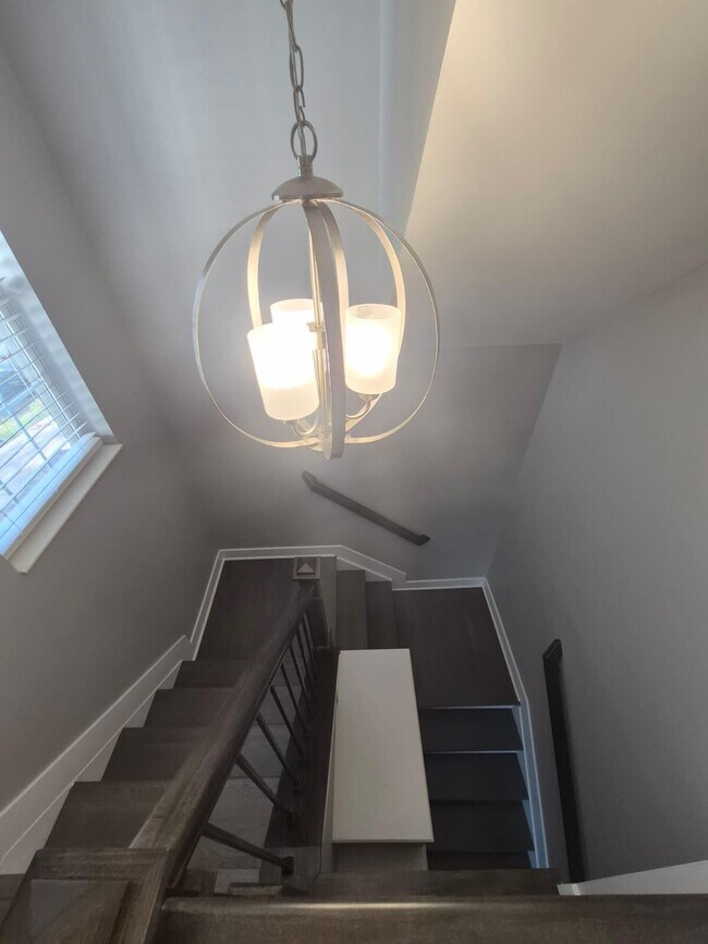 Foto del edificio - 344 Eastview Ct