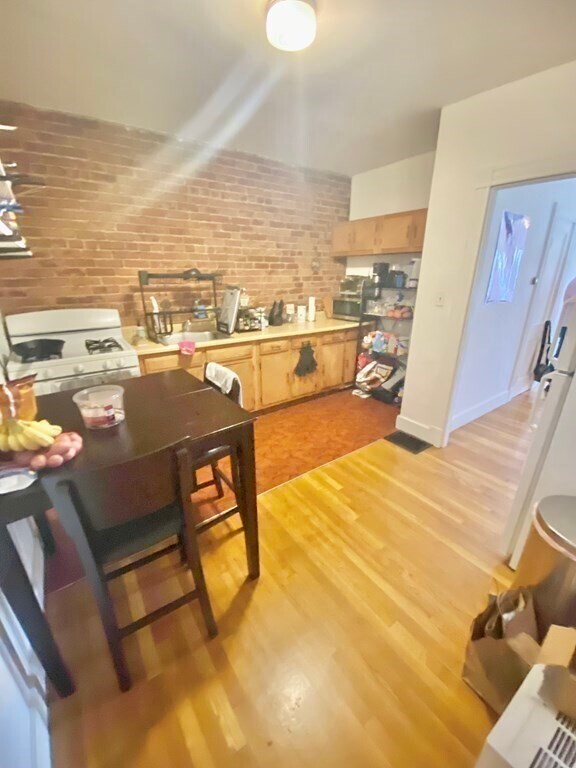 Foto del edificio - 248 Brookline St