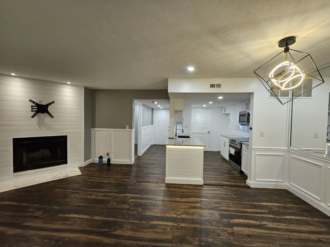 Photo - 10555 Montgomery Rd (Montgomery, OH)