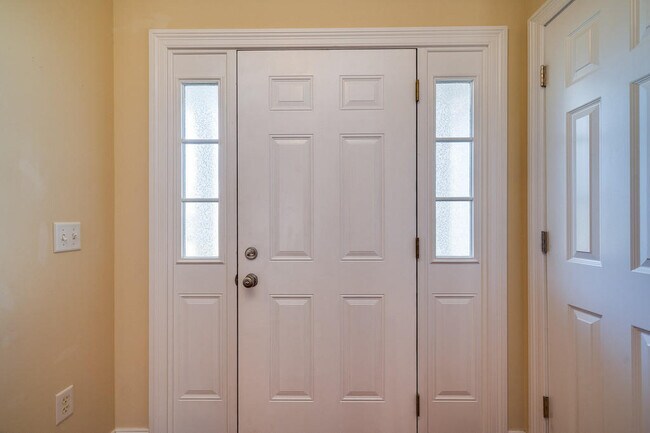 Building Photo - 2259 Raceway Trl