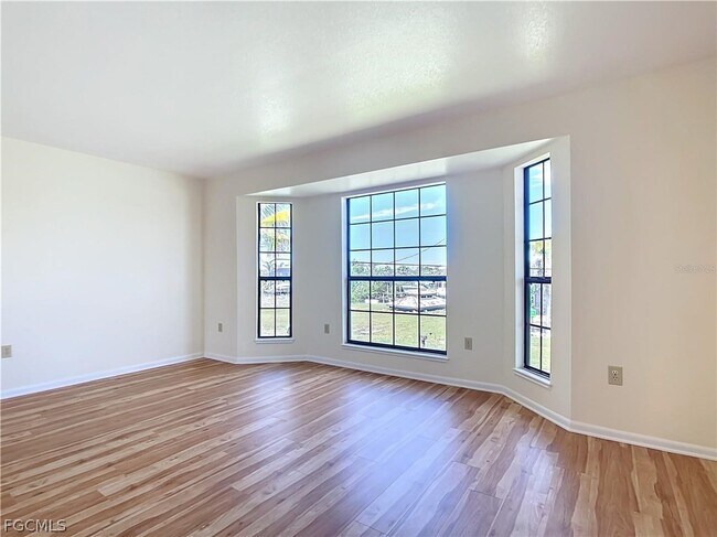 Foto del edificio - 24313 Pirate Harbor Blvd