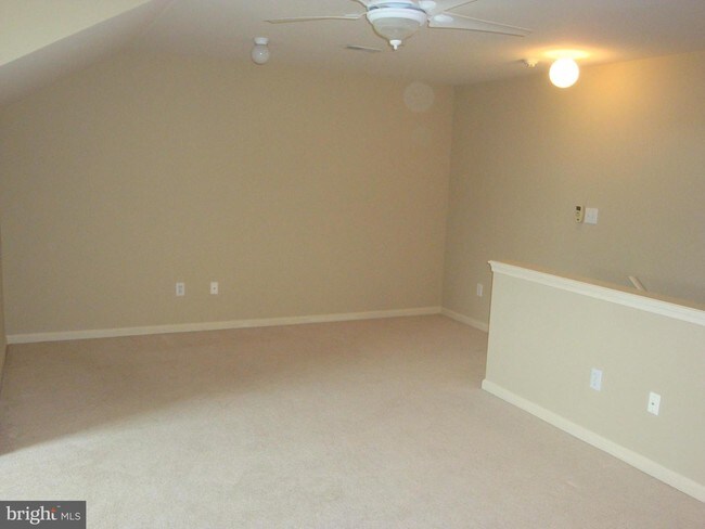 Foto del edificio - 102 Shady Brook Dr