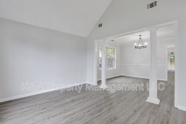 Foto del edificio - 129 Heritage Way