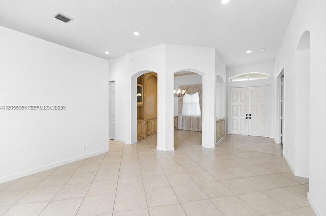 Foto del edificio - 18659 SW 12th St