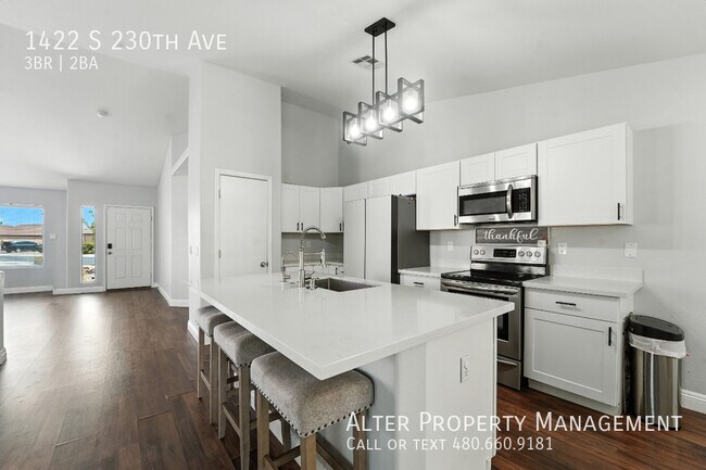 Foto del edificio - 1422 S 230th Ave