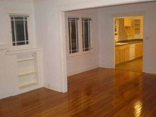 LIVING ROOM - 1547 Hauser Blvd