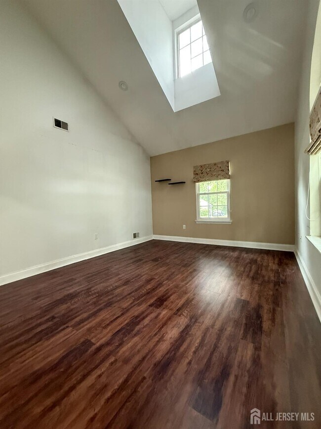 Foto del edificio - 88 Sapphire Ln