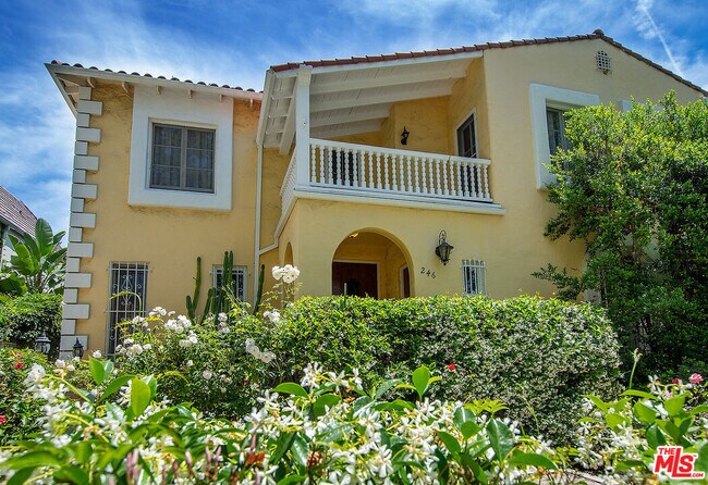Foto del edificio - 244 S Mansfield Ave
