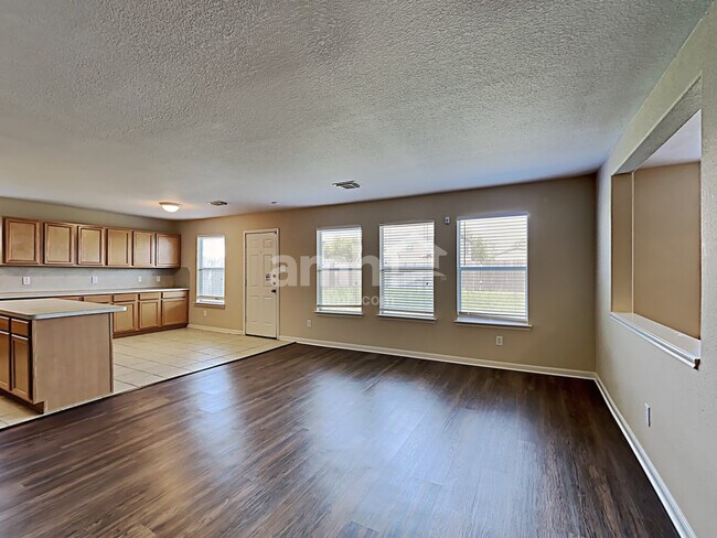 Foto del edificio - 3846 Clobourne Crossing Ln