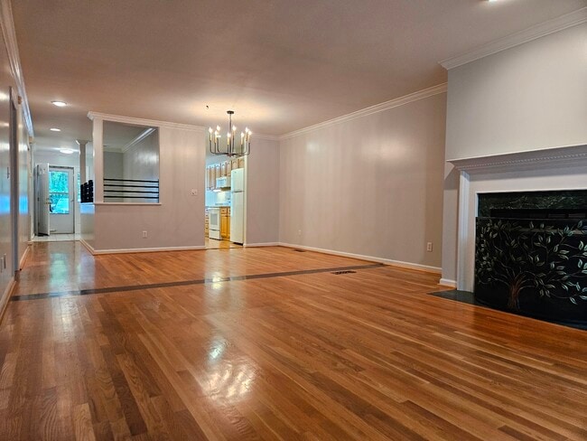 Building Photo - 602 Mockingbird Way