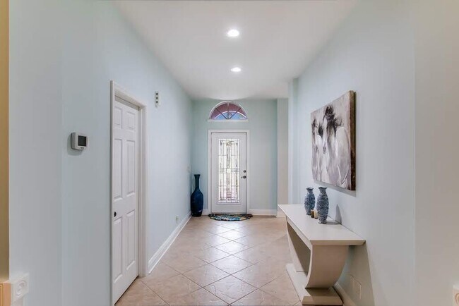 Building Photo - 3690 Old Lighthouse Cir