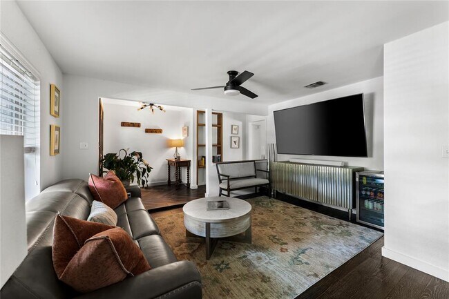 Building Photo - 2408 Shiloh Dr
