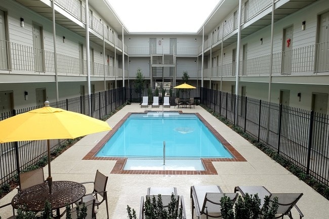 Foto del edificio - Patio Villa