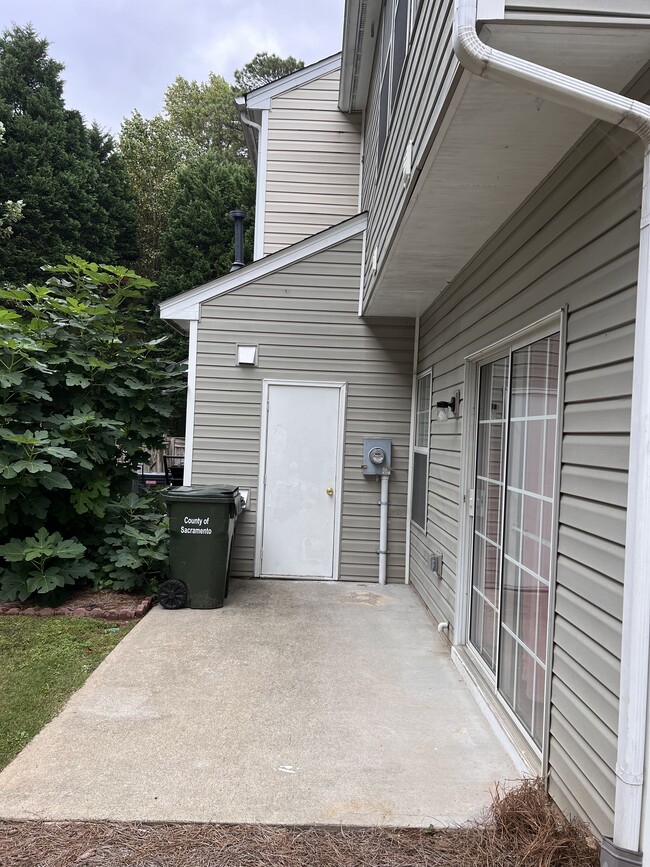 Building Photo - 4645 Valais Ct
