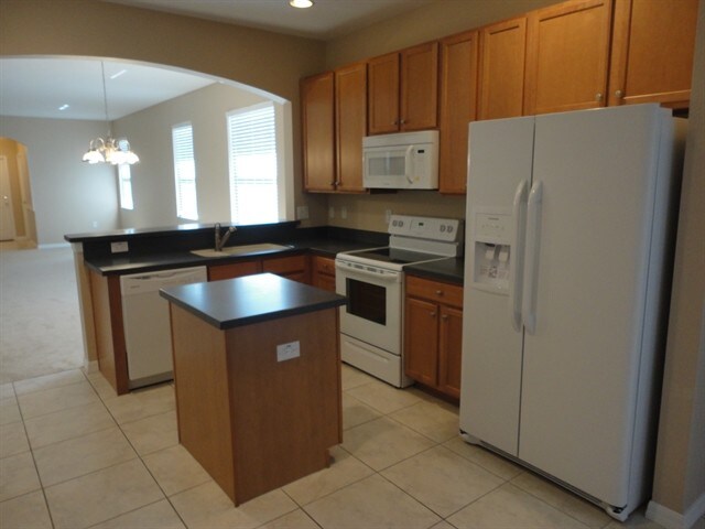 Foto del edificio - 15535 Telford Spring Dr