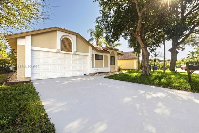 Building Photo - 138 Colly Way