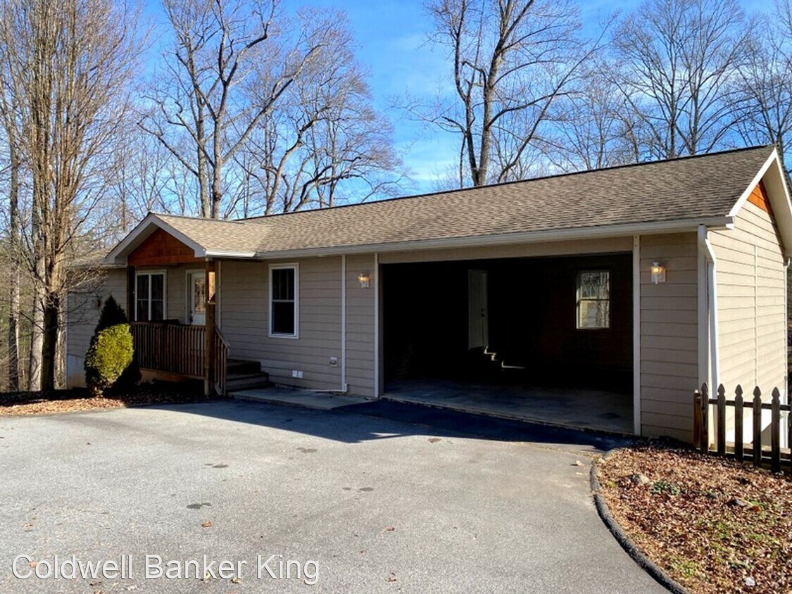 2 br, 2 bath House - 26 Triple H Drive A - 2 br, 2 bath House - 26 Triple H Drive  A