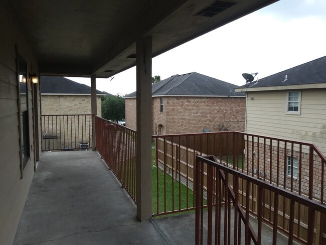 Building Photo - 714 Sonesta Dr