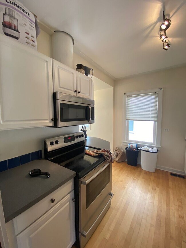 Foto del edificio - Aug 2025 - 4 Bedroom 2 Bathroom Wash Park ...