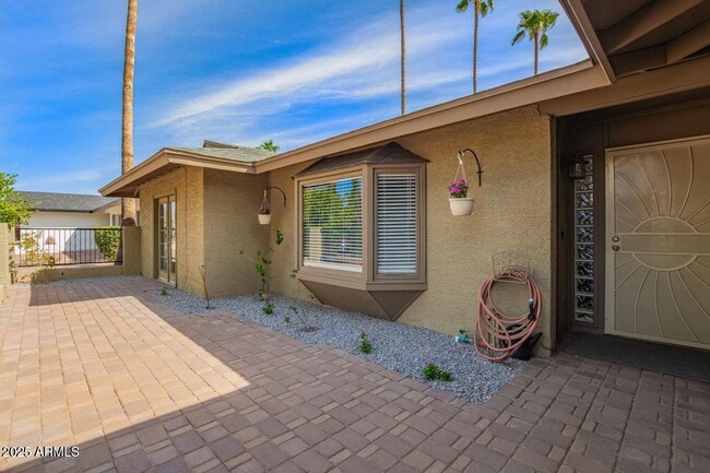 Foto del edificio - 8201 E Montebello Ave