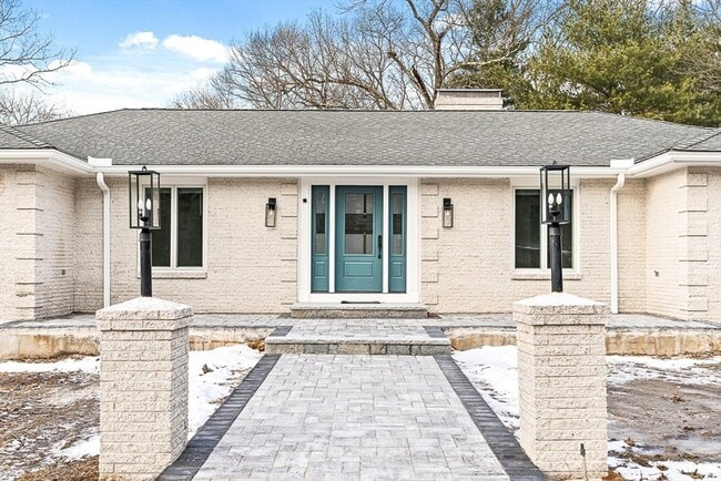 Building Photo - 23 Olde Village Dr