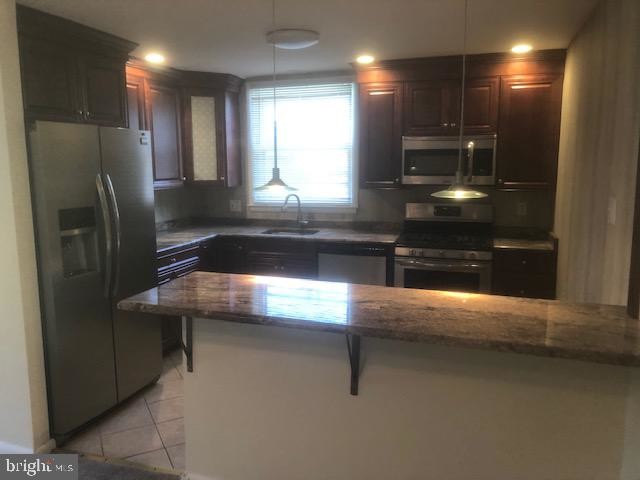 Foto del edificio - 553 Wanamaker Rd