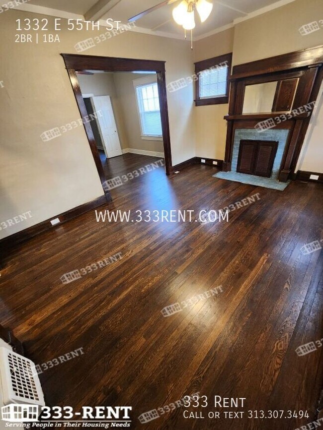 Foto del edificio - 1332 E 55th St
