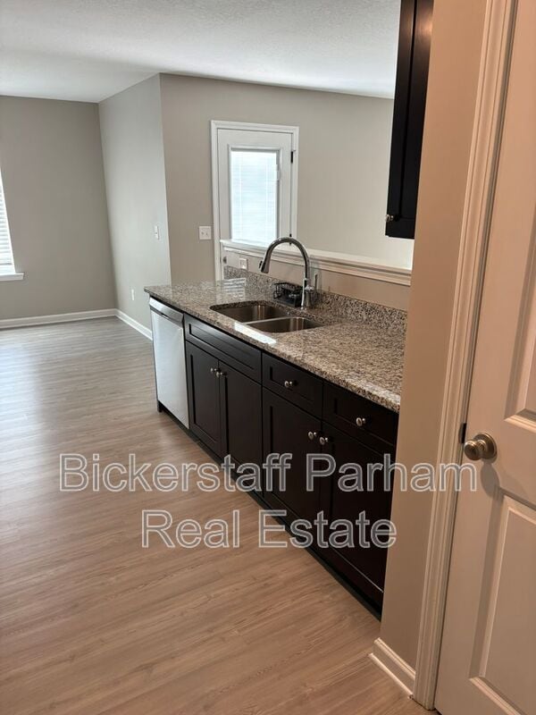 Building Photo - 6439 Sandy Bottom Dr