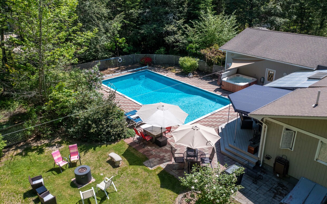 Foto principal - 19 Brookside Dr