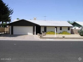 Building Photo - 4824 W Northview Ave