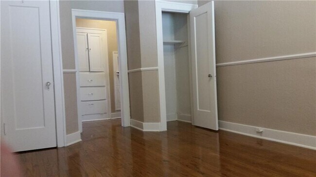 Foto del edificio - 525 NW Eubanks St