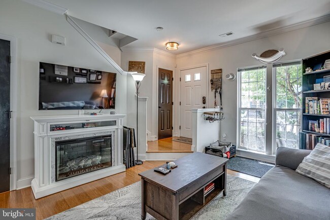 Foto del edificio - 8336 Hunter Murphy Cir