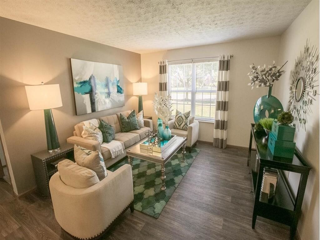 Sterling Park Apartments Grove City, OH