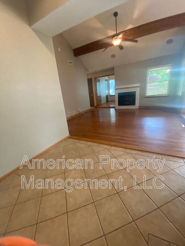 Foto del edificio - 4729 S Ironwood Ave