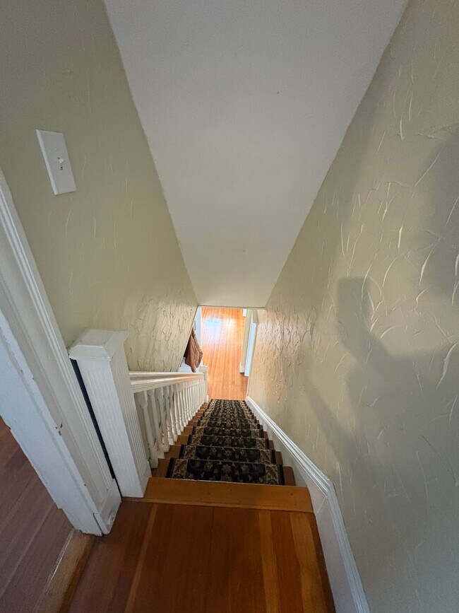 Foto del edificio - 50 Bromfield Rd