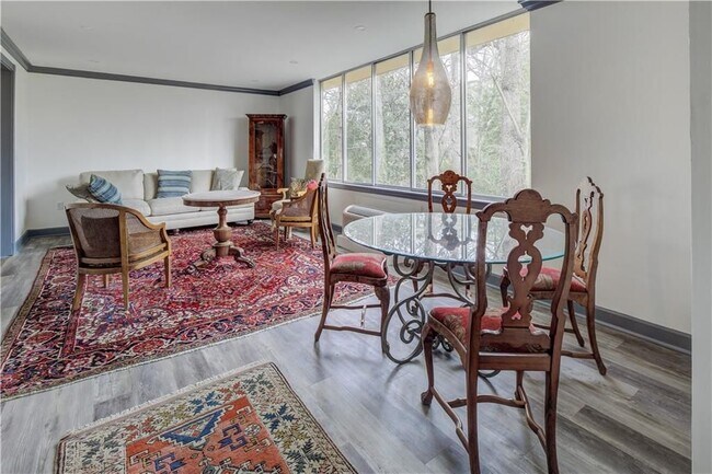 Foto del edificio - 2637 Peachtree Rd