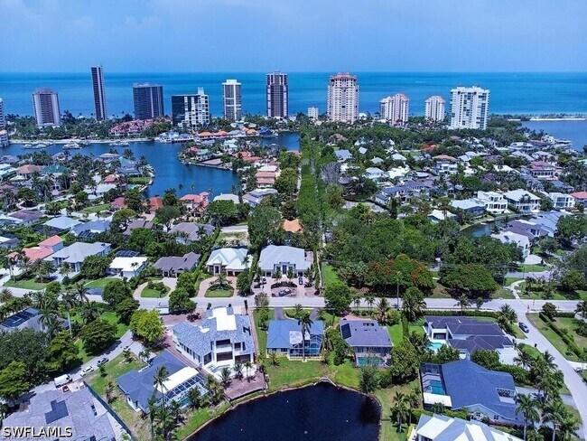 Foto del edificio - 4856 Crayton Rd